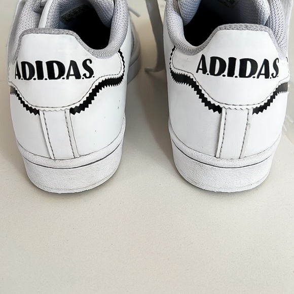 Adidas Superstar Shell Toe White Black Striped Cartoon Bubble Sneakers Youth 4 - Picture 12 of 15